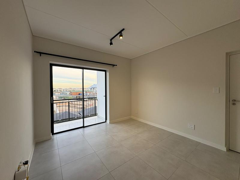 To Let 1 Bedroom Property for Rent in Sandown Western Cape